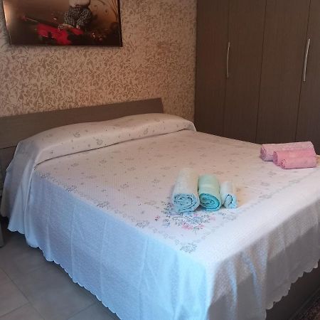 Casa Vacanza Patrizia Villa คาตาเนีย ภายนอก รูปภาพ