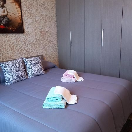 Casa Vacanza Patrizia Villa คาตาเนีย ภายนอก รูปภาพ